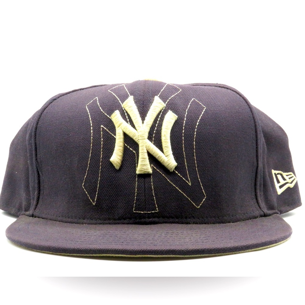 New Era: Authinic New York Yankees Fitted Hat Navy Blue